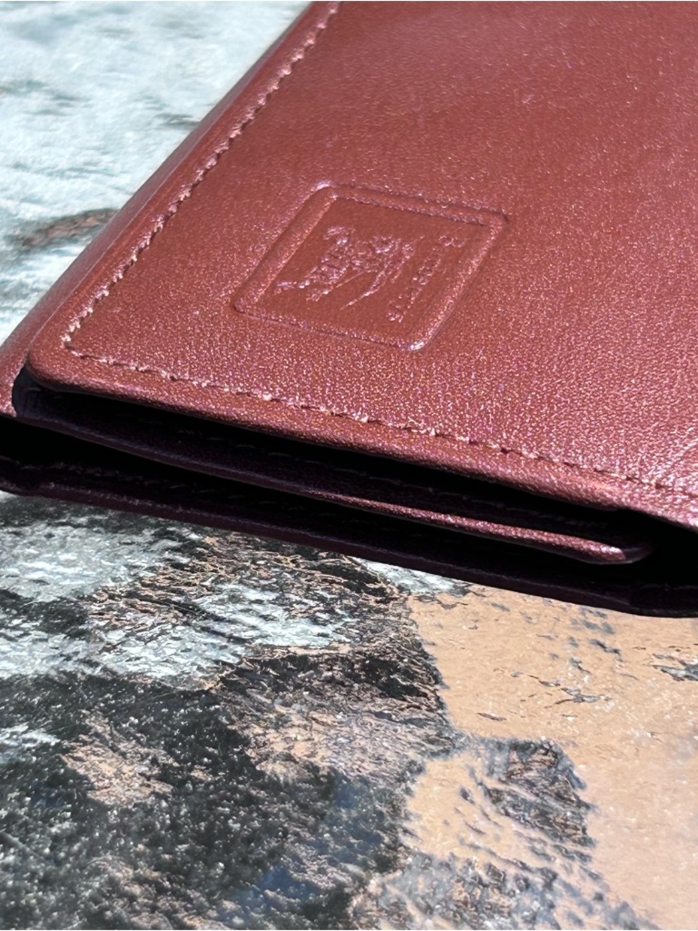 Vintage Burberrys EUC 3 Ring Key Holder Brown Bordeaux Leather - Picture 5 of 9